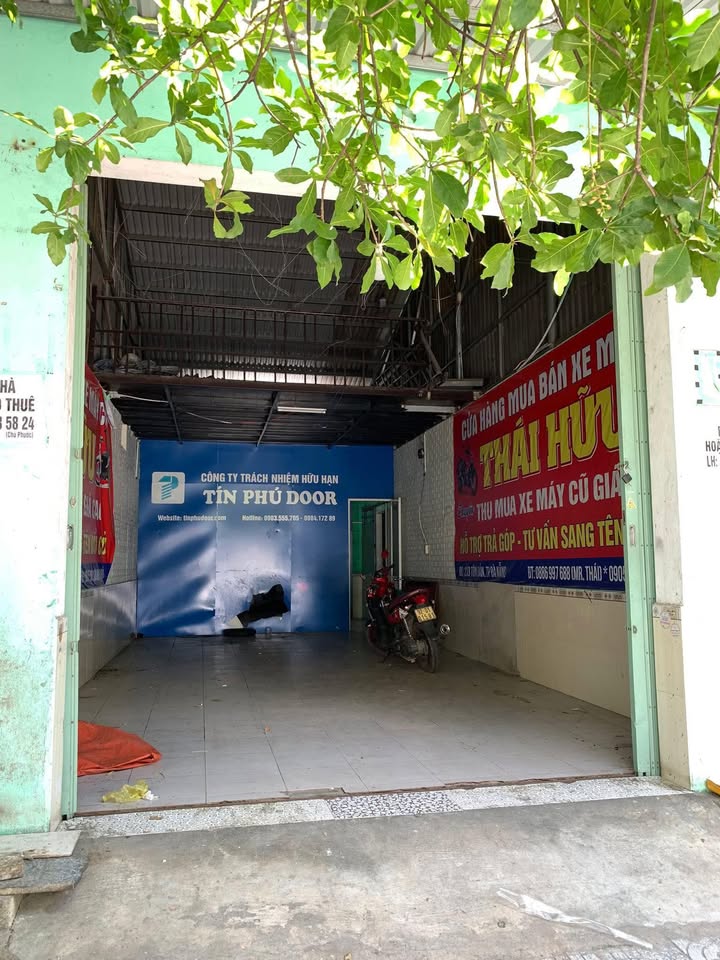 Mặt tiền cho thuê tại 233 Tôn Đản, 1 phòng ngủ chỉ 4.2 triệu