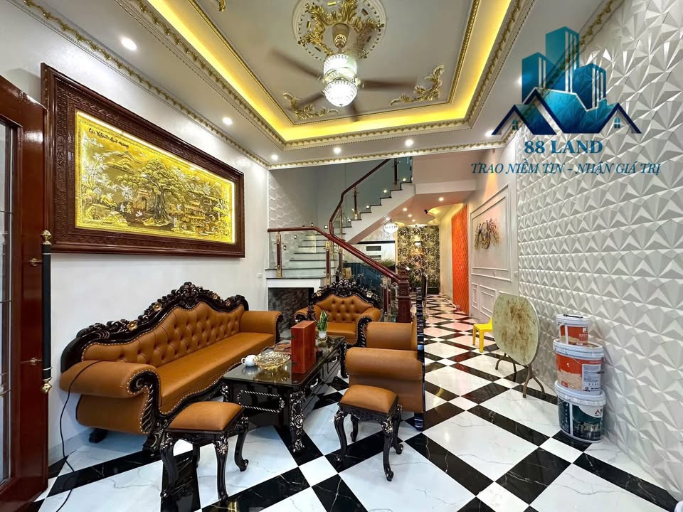 Nhà 3 tầng đường Đồng Cửa, Bắc Giang 65m² giá 5 tỷ - Chính chủ bán gấp!