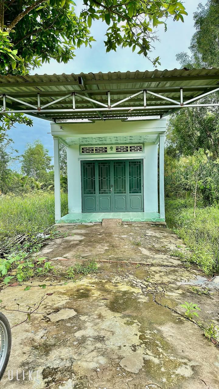 Nhà cấp 4 mặt tiền Quản Lộ Phụng Hiệp 330m² giá 850 triệu - Sổ hồng chính chủ ngay tay!