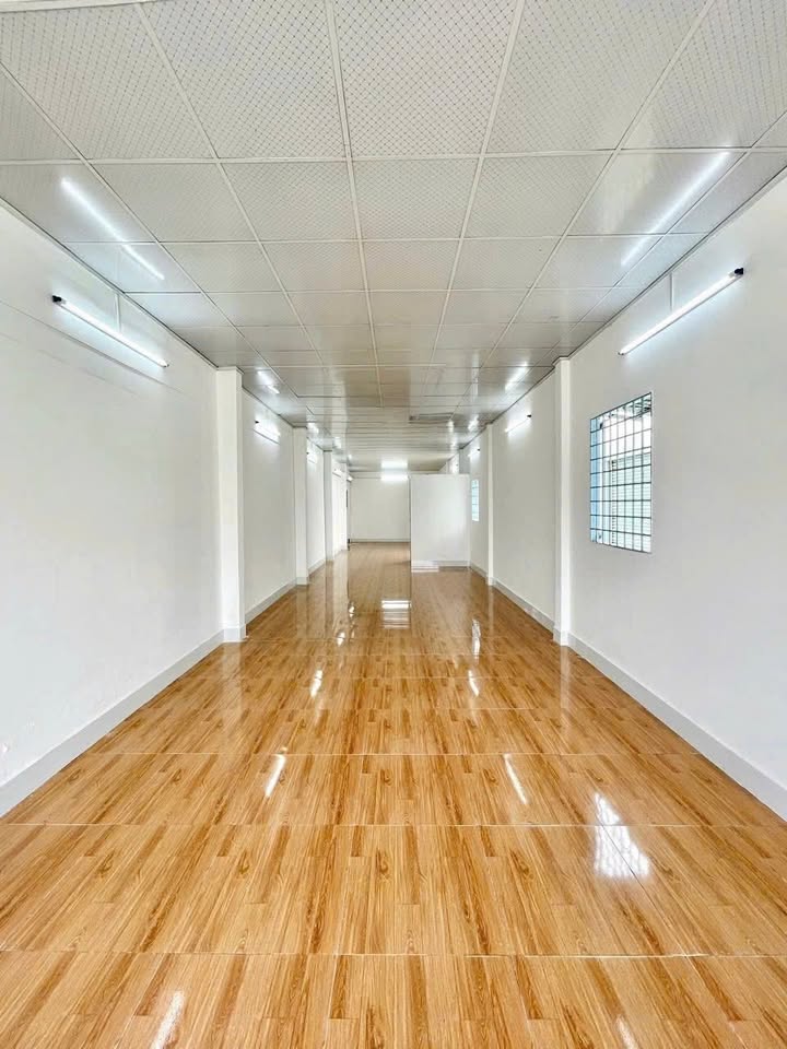 Cho thuê nhà mặt tiền Nguyễn Văn Linh, Hưng Lợi, Cần Thơ 76m² - Thích hợp kinh doanh mọi mô hình!