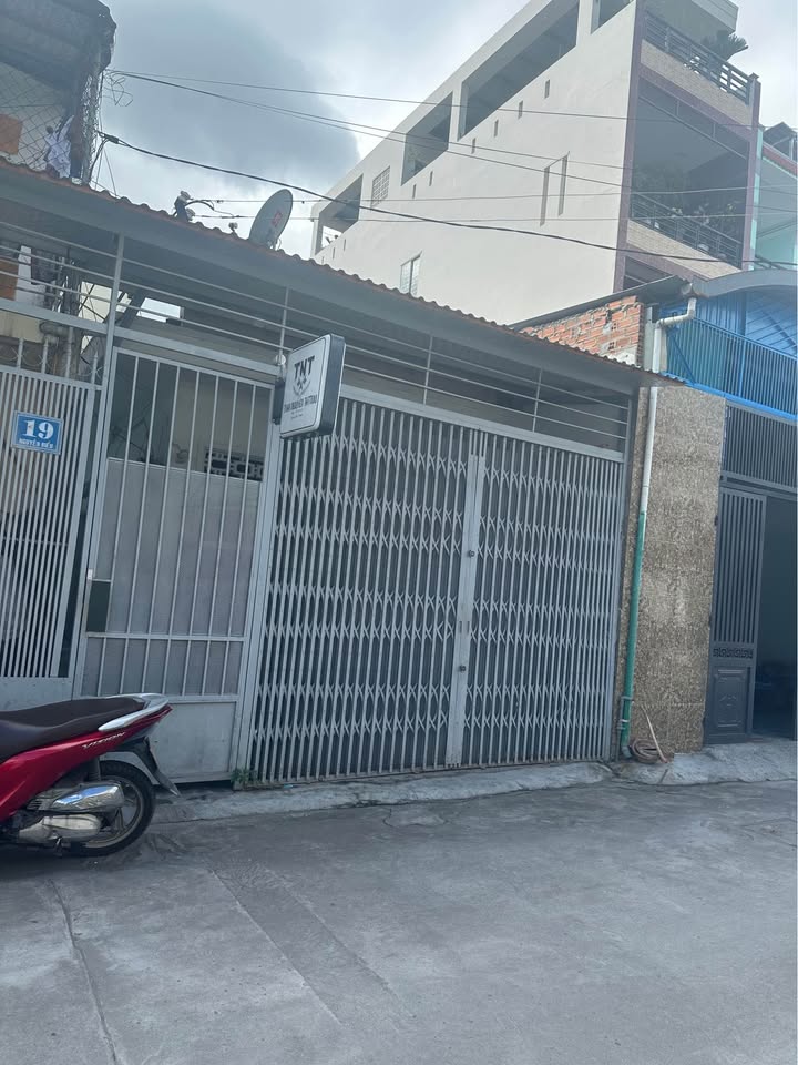 Cho thuê phòng mặt tiền đường Nguyễn Biểu 19m² giá 2.7 triệu - Thích hợp kinh doanh!