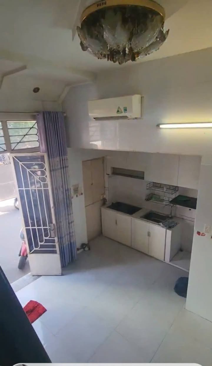 Nhà thuê mặt tiền đường Trần Tấn, Quận Tân Phú 25m² giá chỉ 7 triệu - Tiện ích đầy đủ!