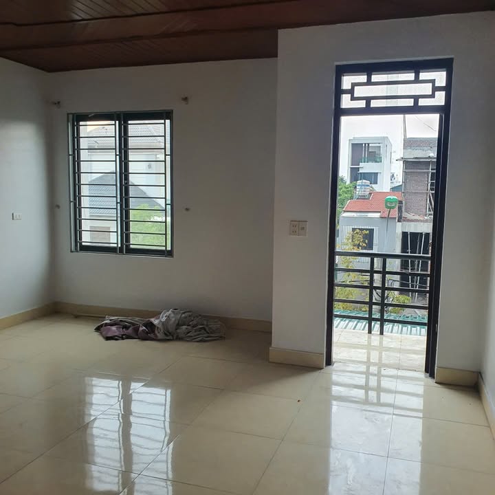 Nhà 3 tầng Hội Hợp, Vĩnh Yên 100m² - Đầy đủ công năng sử dụng!