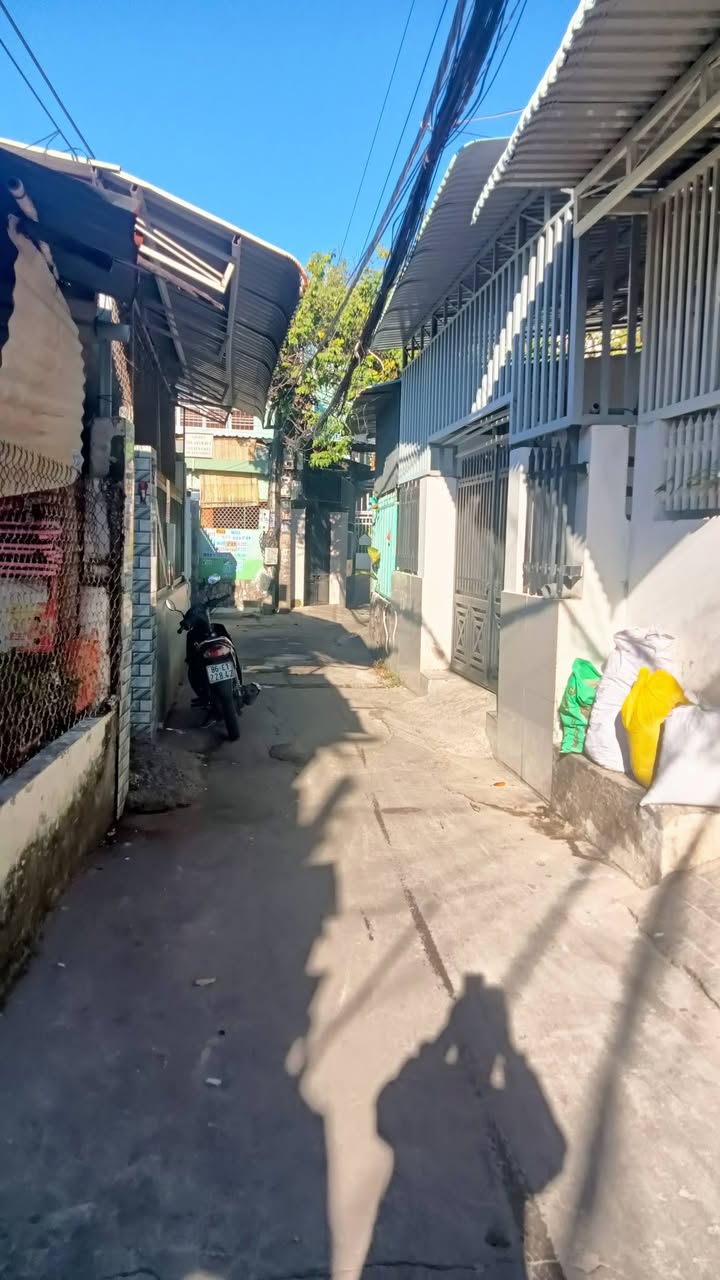 Nhà cho thuê nguyên căn Hẻm Hoa Lâm, Lê Hồng Phong 52m² - Diện tích rộng, giá tốt!