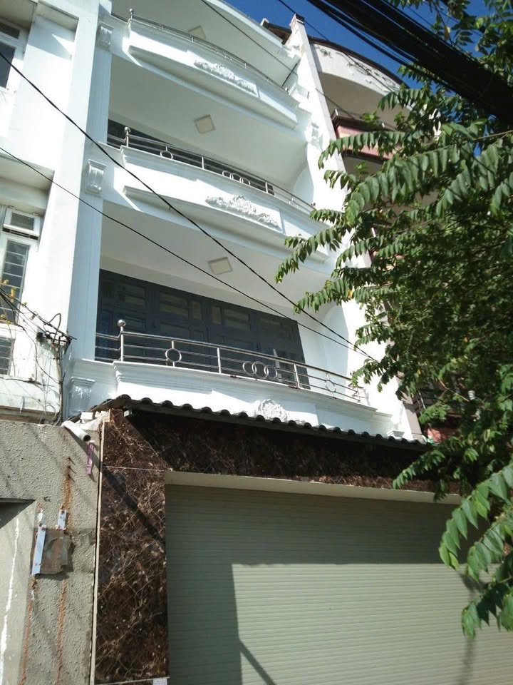 Nhà mặt tiền đường Trần Văn Giàu, Quận Bình Tân 81m² giá 12.8 tỷ - Đầu tư sinh lời ngay!