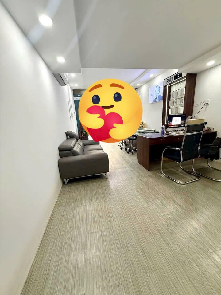 Nhà 2 Tầng Mặt Tiền Nguyễn Thái Học, Quang Trung, 100m² Giá 13 Tỷ - Đầu Tư Hấp Dẫn!