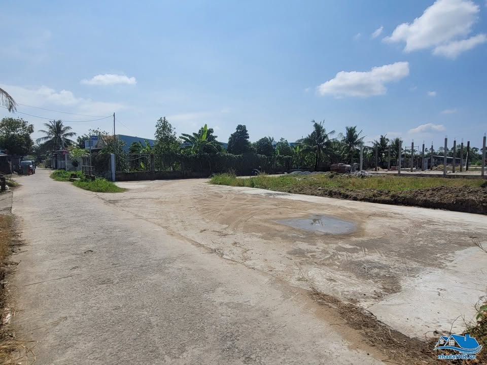 Đất nền mặt tiền đường Ngô Thì Sĩ, Rạch Giá 103m² giá 1.4 tỷ - Cơ hội đầu tư hấp dẫn!