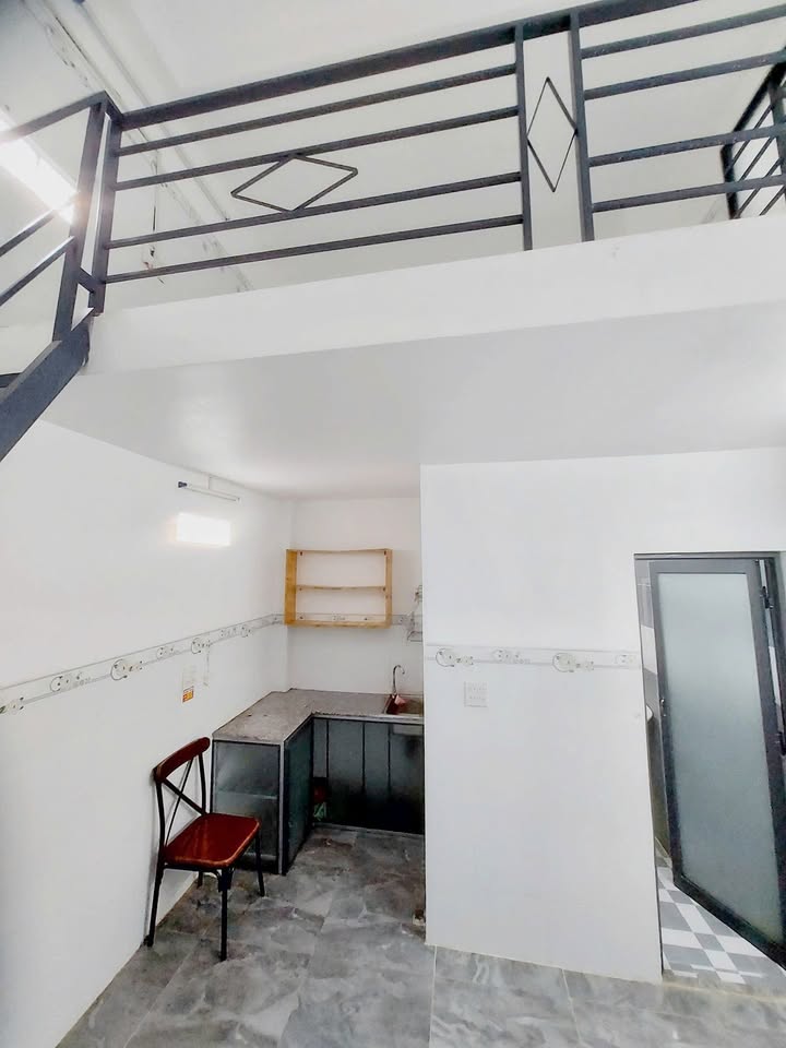 Phòng trọ Tân An Cần Thơ 25m² giá 2.5 triệu - Có gác, máy lạnh đầy đủ tiện nghi!