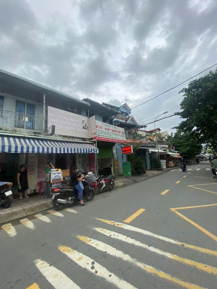 Nhà mặt tiền đường 22, Phước Long B, Thủ Đức 96m² giá 10.3 tỷ - Vị trí đắc địa, tiện ích xung quanh!