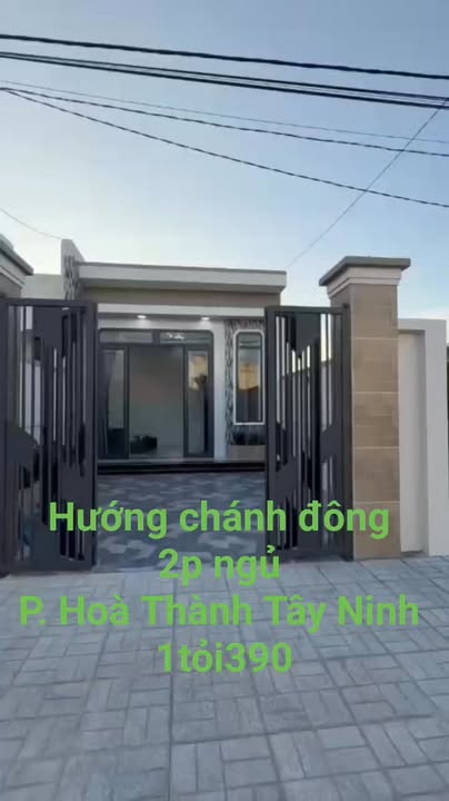 Nhà riêng Hòa Thành Tây Ninh 50m² giá 1.39 tỷ - Sân ô tô, Phòng ngủ rộng rãi!