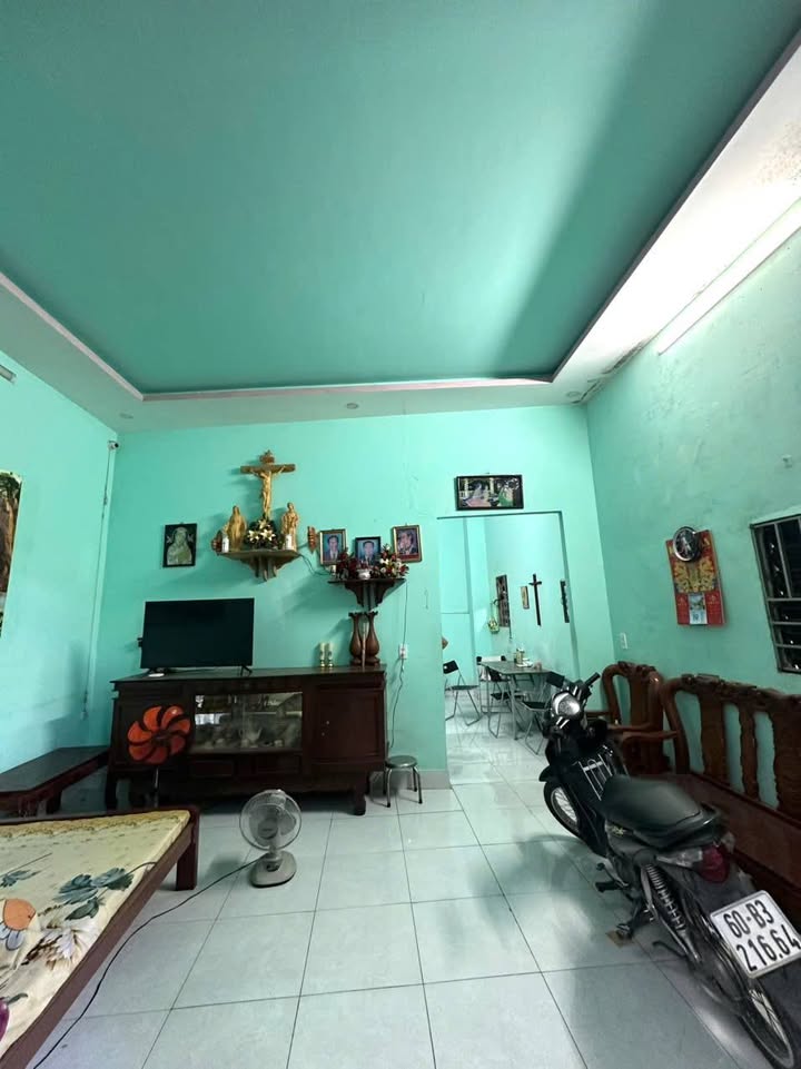 Nhà phố 1 trệt 1 lầu Hố Nai 80m² giá 800 triệu - Pháp lý sổ chung, thương lượng