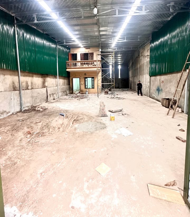 Kho cho thuê tại Xuân Phương - Nam Từ Liêm 280m² - Đường xá giao thông thuận lợi!