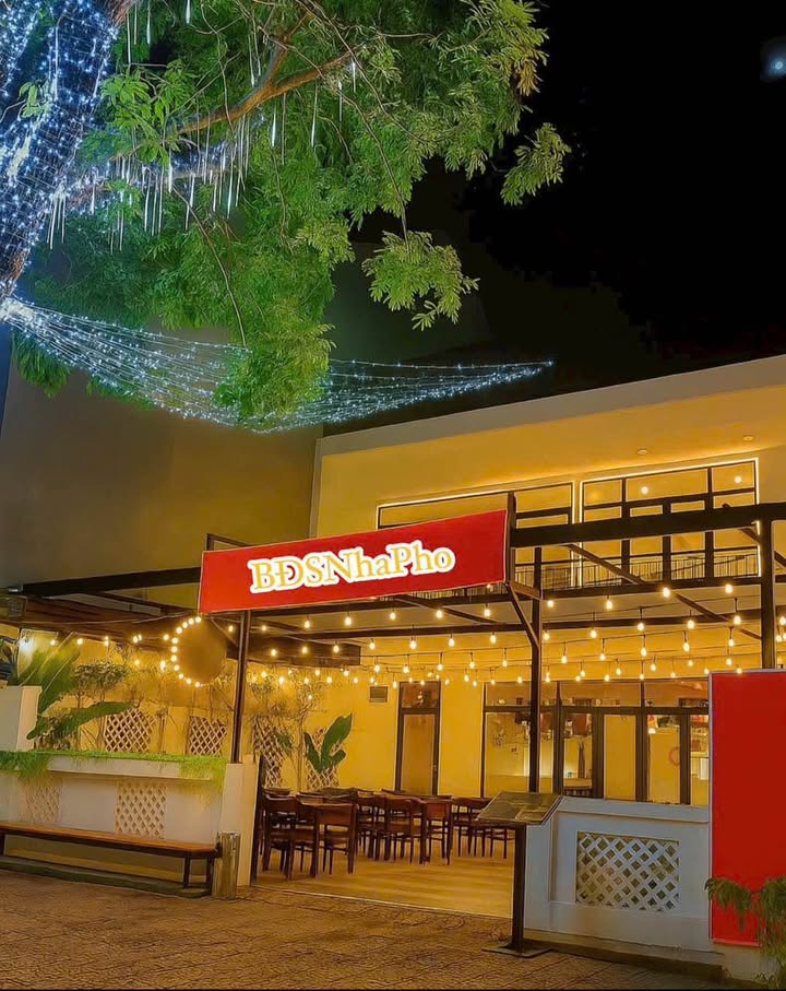 Cửa hàng nướng Hàn Quốc cho thuê tại Đường Dương Đình Nghệ, 200m² - Giá thỏa thuận hấp dẫn!