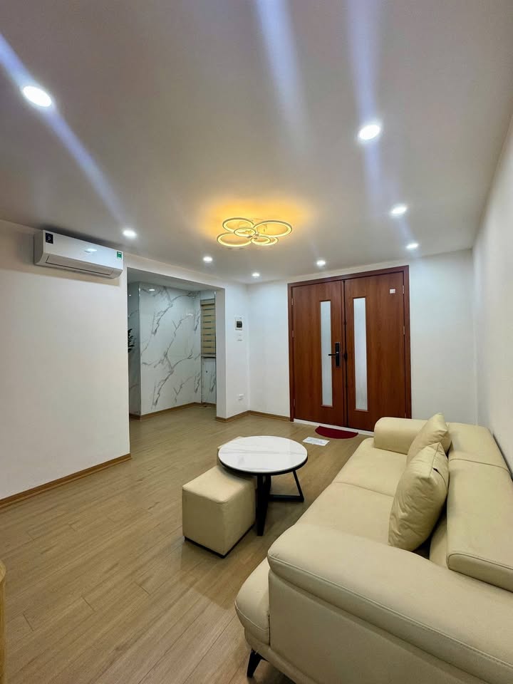 Căn hộ tập thể phố 8/3, Hai Bà Trưng 36m² giá 4.98 tỷ - Thiết kế thông minh, đầy đủ tiện nghi!