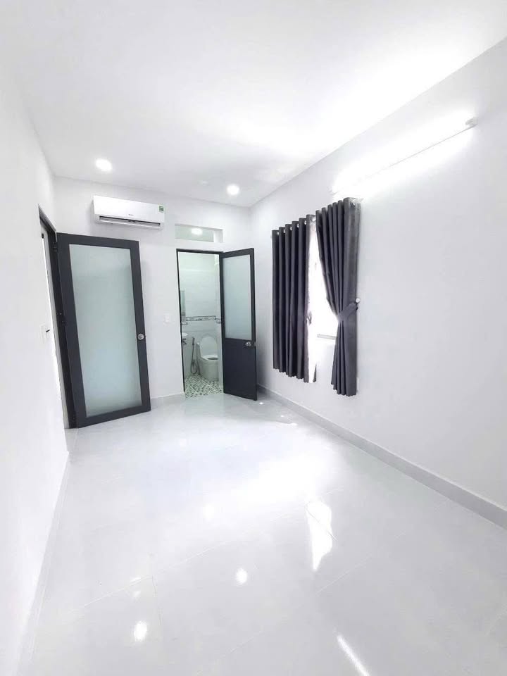 Phòng cho thuê tại Quốc Lộ 50, Bình Chánh 2.6 triệu - Tiện nghi hiện đại, giờ giấc tự do!