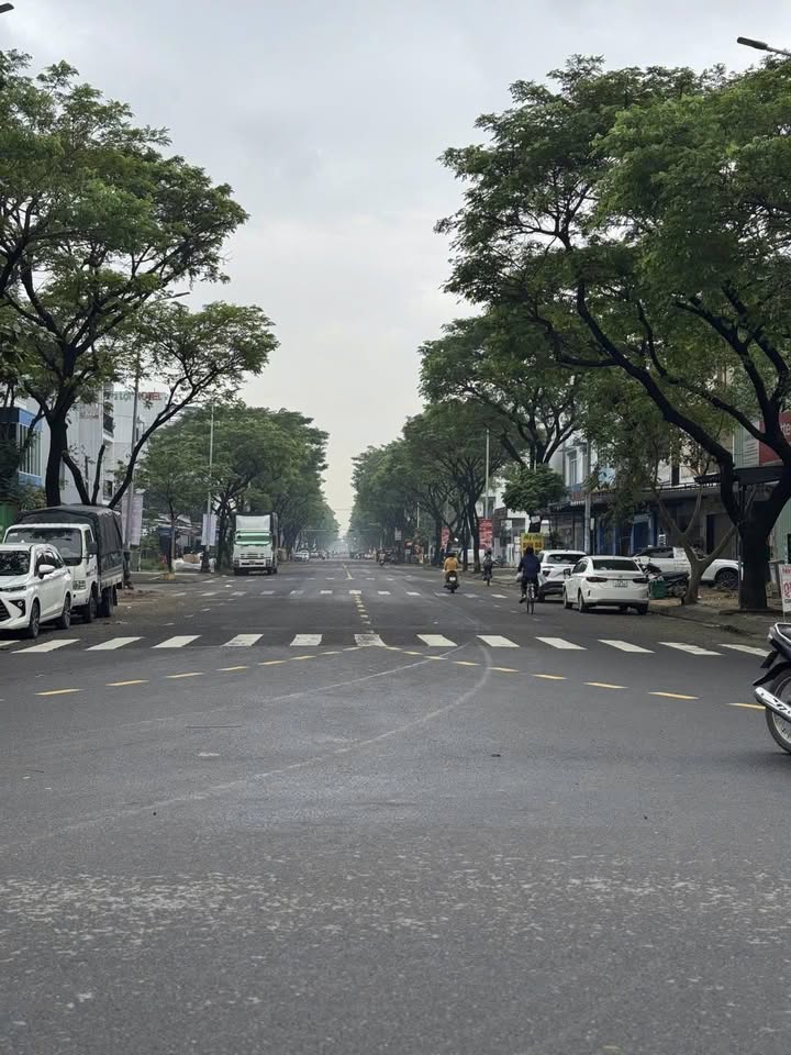 Dãy trọ lô góc 91m² giá 4 tỷ - Kinh doanh hiệu quả tại Hòa Minh, Đà Nẵng!