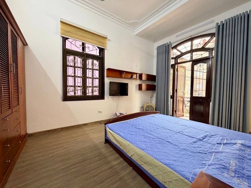 Nhà đẹp phố Tứ Liên 60m² giá 19.9 tỷ - Ô tô đỗ cửa, sẵn sàng ở ngay!