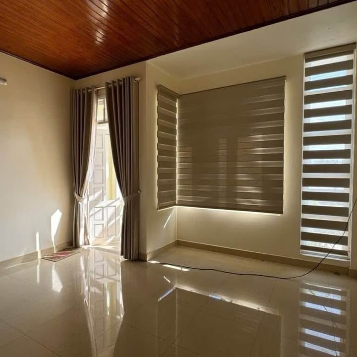 Nhà mặt tiền Phạm Văn Đồng Đà Lạt 119m² giá 7 tỷ - Cơ hội kinh doanh tuyệt vời!