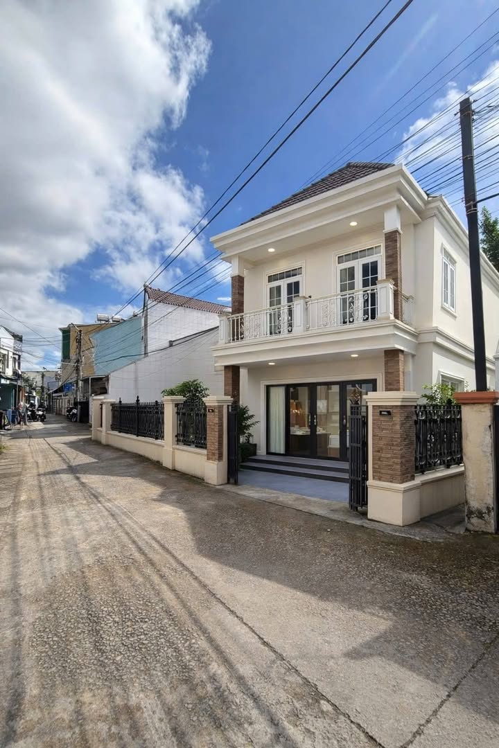 Nhà 2 mặt tiền Hoàng Diệu, P5, Đà Lạt 106m² giá 7.2 tỷ - Cơ hội đầu tư tốt!