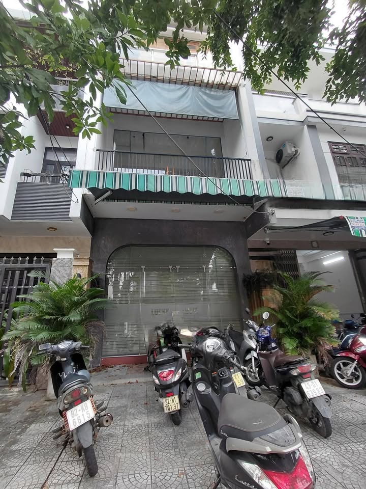 Cho thuê nhà mặt tiền Hoàng Diệu quận Hải Châu 315m² giá 25 triệu - Phù hợp mọi loại hình kinh doanh!