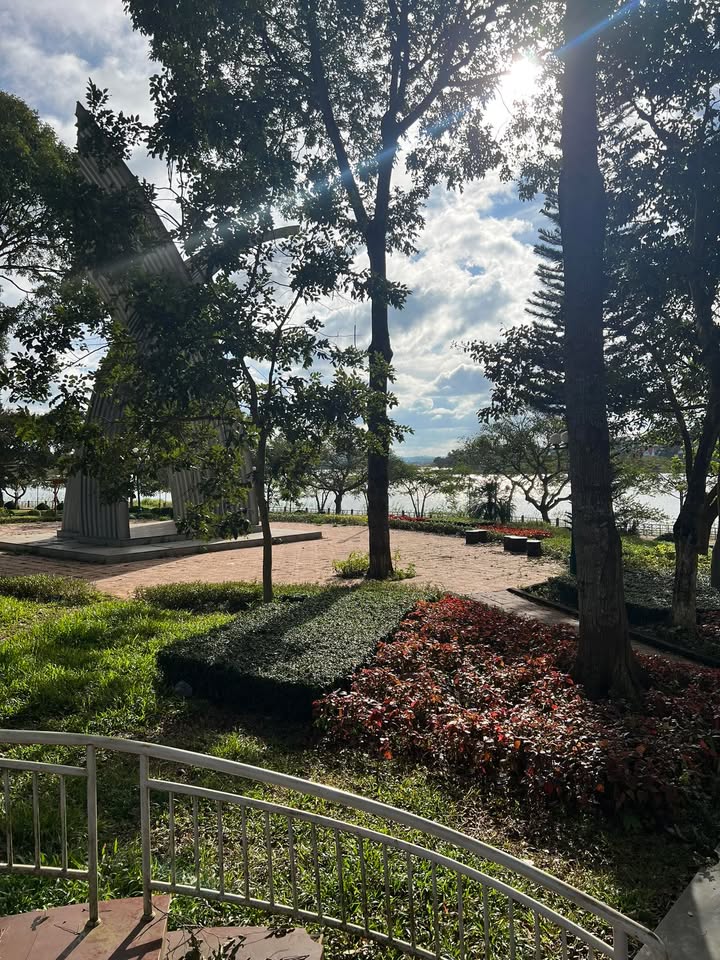 Đất nền Quốc Lộ A Đắk Song 150m² giá 4.3 tỷ - Kinh doanh sầm uất ngay trung tâm!