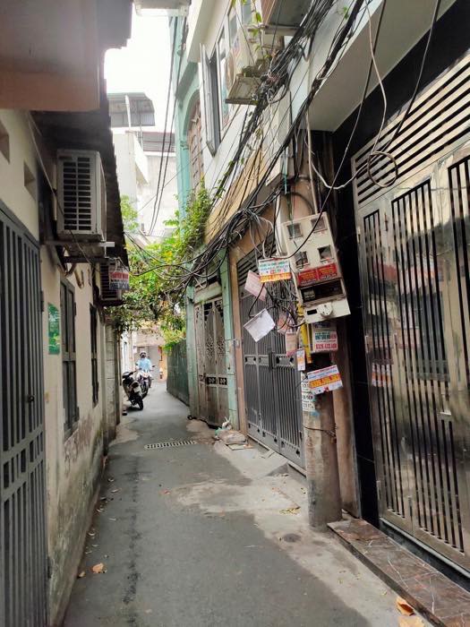 Nhà 3 tầng Phú Đô 42m² giá 7.2 tỷ - Sẵn sàng ở ngay!