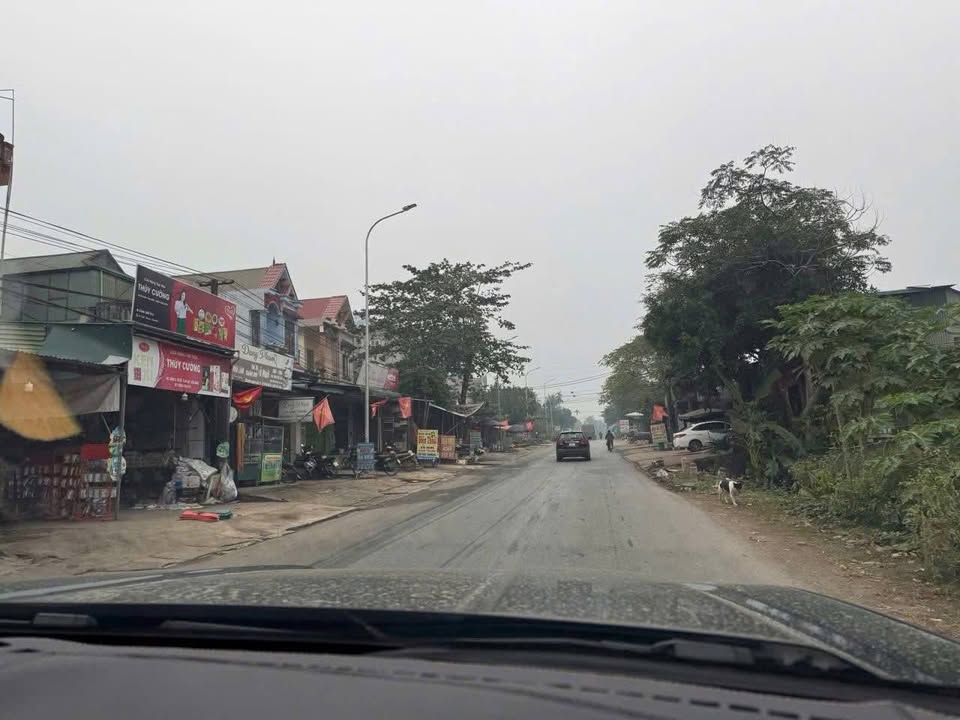 Đất nền 1100m² tại Mãn Đức, Tân Lạc - Giá chỉ 800 triệu, mặt tiền lý tưởng!