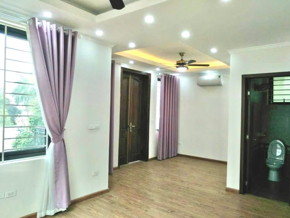 Cho thuê biệt thự KĐT Simco Sông Đà, Vạn Phúc 210m² - Thiết kế hiện đại, đầy đủ tiện nghi!