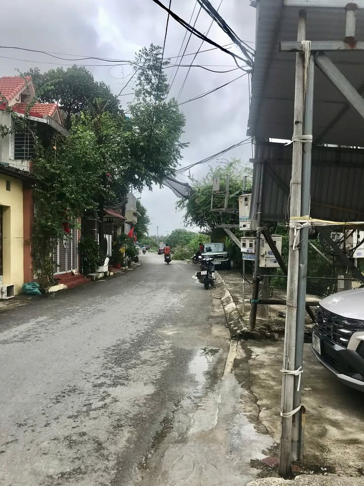 Nhà bán tại Đông Hương, Thanh Hóa 91m² giá 3 tỷ - Tiện ích xung quanh đầy đủ!