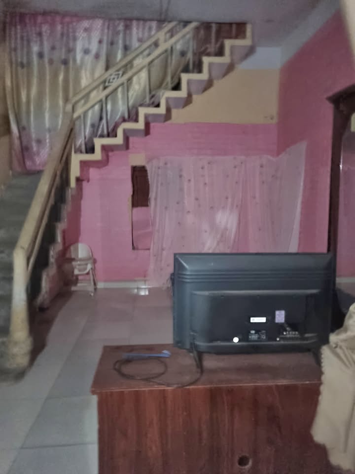 Nhà cho thuê 1,5 tầng phố Chi Lăng 38m² giá 2 triệu - Tiện nghi đầy đủ, thích hợp cho gia đình!