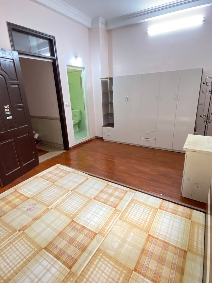 Nhà nguyên căn Định Công 50m² - Full nội thất, chỉ việc vào ở!