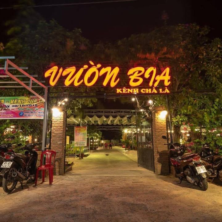 Mặt bằng kinh doanh phố Hàm Nghi, Nam Từ Liêm 1000m² - Vị trí đắc địa cho nhà hàng, cafe!