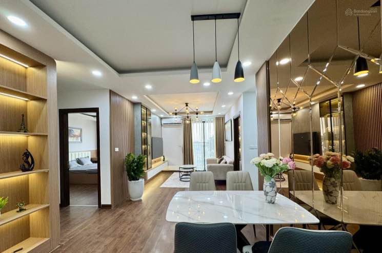 Chung cư Sunshine Yên Hoà 156m² giá 23 triệu - Full nội thất sang trọng!