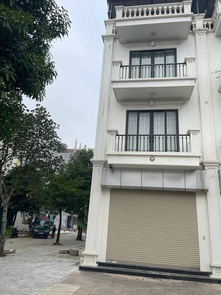 Nhà mặt tiền đường Lê Chân, Phủ Lý, 3 tầng - Phù hợp ở và làm văn phòng!