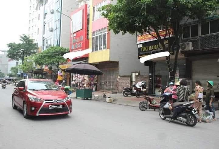 Nhà mặt phố Quang Lai, Thanh Trì 68m² - Cơ hội đầu tư tuyệt vời!