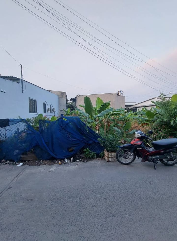 Đất sổ đỏ 80m² Bà Điểm Hóc Môn giá 1.8 tỷ - Đầu tư sinh lời ngay!