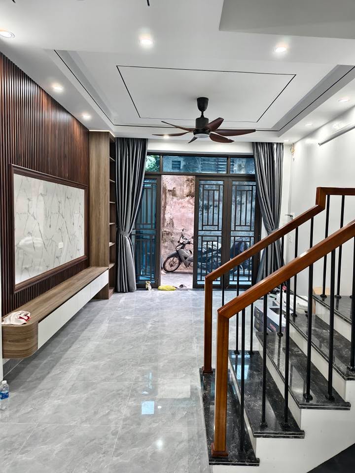 Nhà 3 tầng mới tinh Lý Nhân Tông, Đông Thọ 43.8m² giá 2 tỷ - Full nội thất cao cấp!