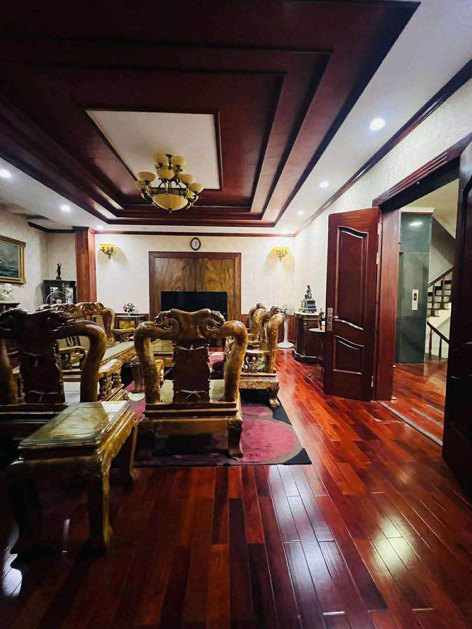 FrontHouse Đống Đa 16m² giá 65 tỷ - Mặt tiền lô góc đắc địa!