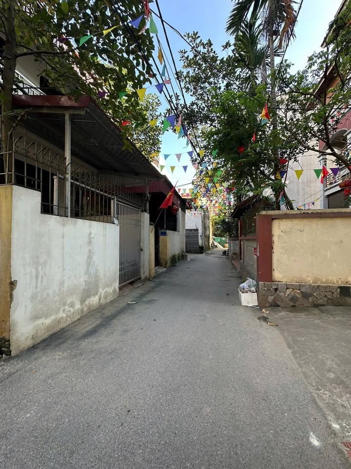 Đất lô góc 2 mặt thoáng Yên Nghĩa 60m² giá 8.8 tỷ - Ô tô vào tận nơi!