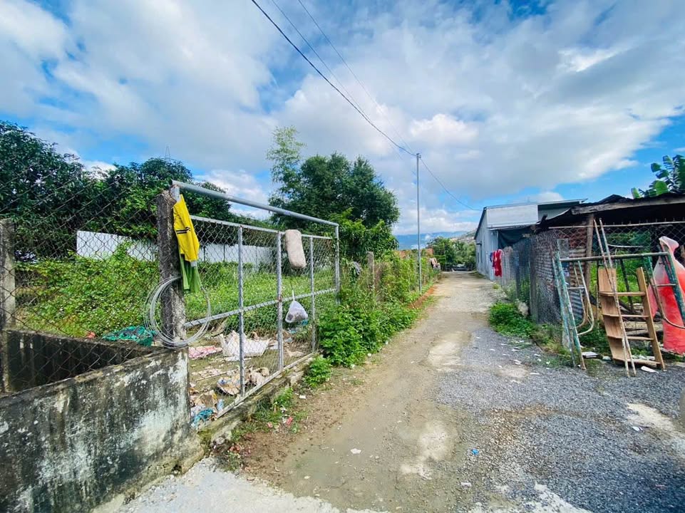 Đất nền xã Diên Lạc - Diên Khánh, 249m² chỉ 1.65 tỷ - Cơ hội đầu tư tuyệt vời!