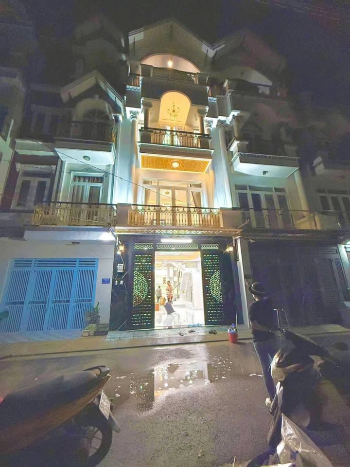 Nhà riêng hẻm 1979 Huỳnh Tấn Phát, Quận 7, 59.8m² giá 8.488 tỷ - Ô tô vào tận nhà!