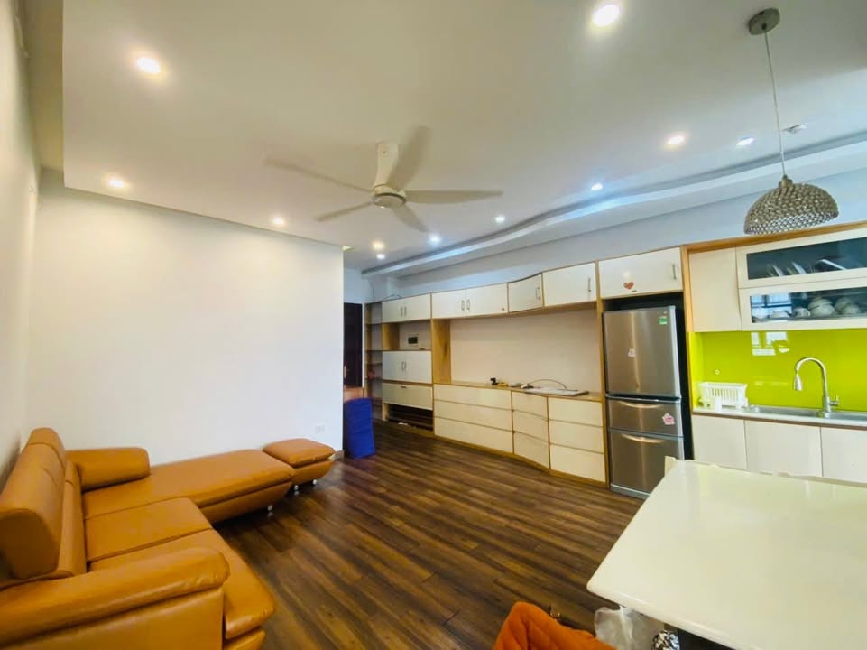 Căn hộ C7 Giảng Võ 79m² giá 9 tỷ - View hồ tuyệt đẹp, thiết kế thông minh!