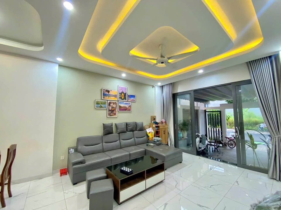 Nhà 1 Lầu 1 Trệt The Gold City Tiến Thành 120m² giá 2.9 tỷ - Tiềm năng đầu tư lớn!