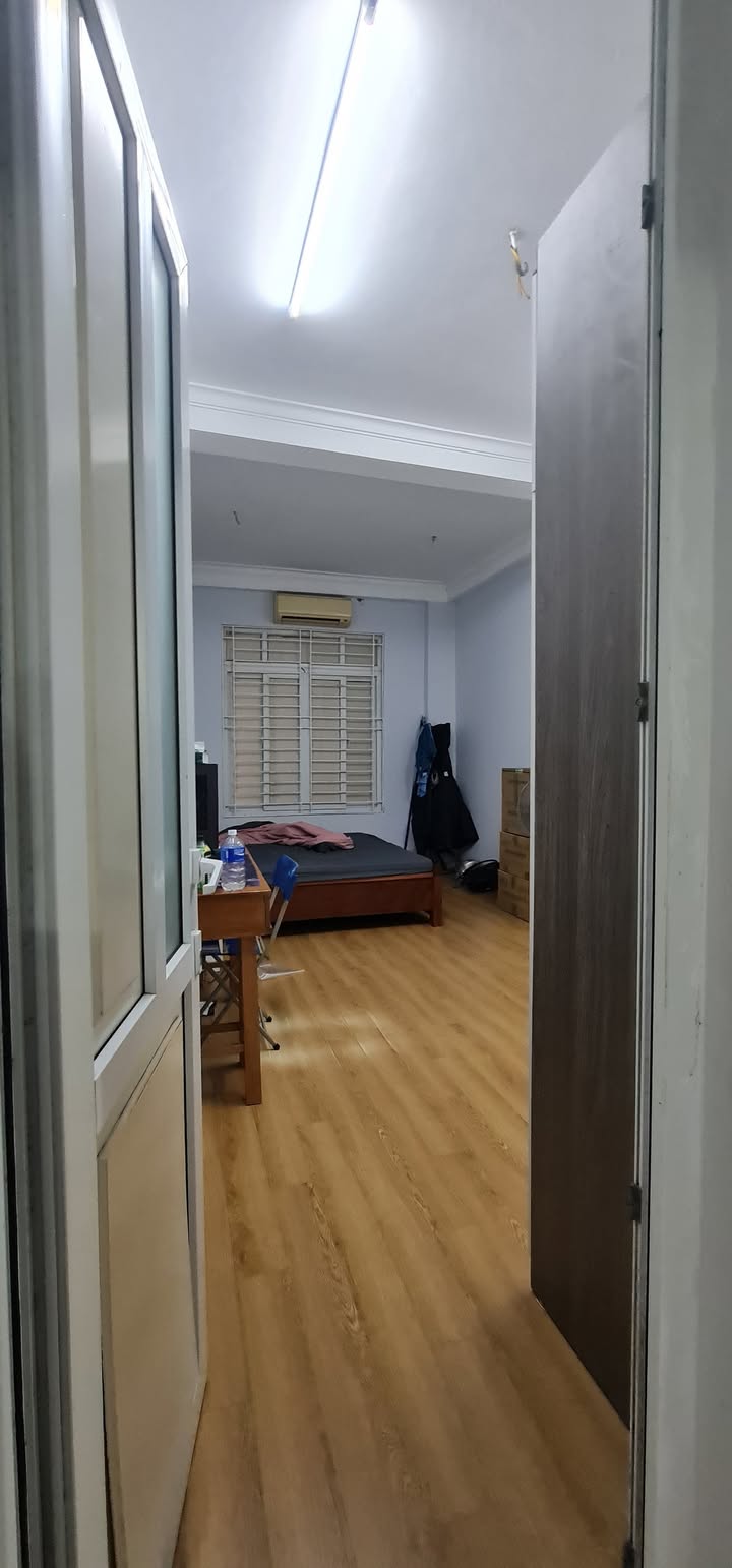 Nhà cho thuê ngõ 48 Thái Hà, Đống Đa - Diện tích 40m², giá chỉ 12 triệu/tháng!