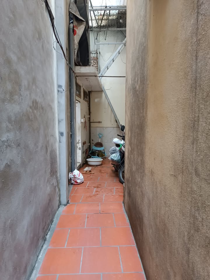 Nhà nguyên căn cho thuê tại Đống Đa, Hà Nội 60m² - Có thể vào ở ngay!