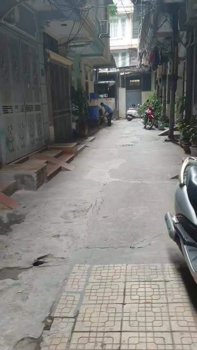 Nhà riêng cho thuê tại ngõ 45 Hào Nam, Đống Đa - Phù hợp cho gia đình hoặc nhóm bạn!