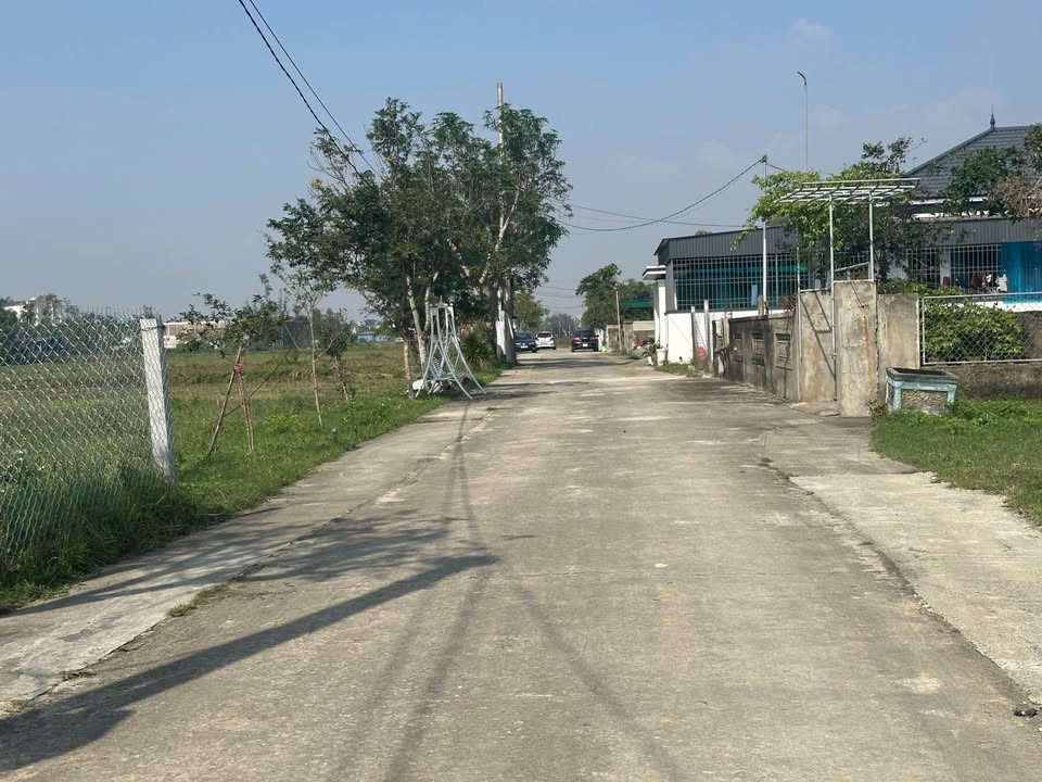 Đất nền xóm 1 Nghi Phong, Nghệ An 123,5m² giá 2,2 tỷ - Vị trí tiềm năng cho đầu tư!