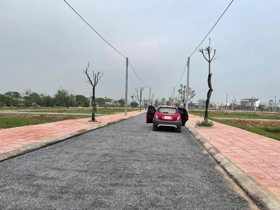 Đất lô góc 142m² Vũ Bình, Kiến Xương chỉ 1 tỷ - Hướng Đông Bắc thoáng mát!