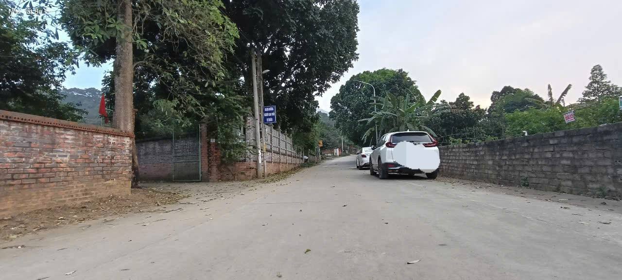 Đất nền Suối Hai Ba Vì 800m² giá 4.6 tỷ - Phù hợp đầu tư homestay nghỉ dưỡng!