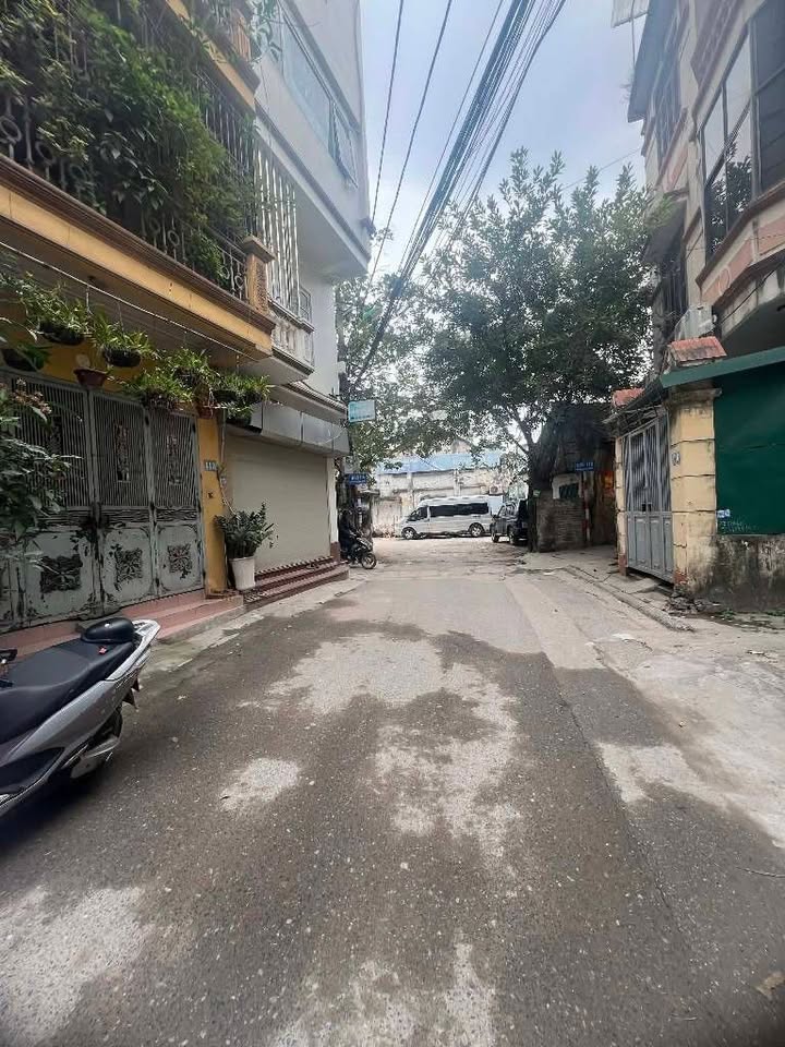 Nhà mặt phố Nguyễn Văn Trỗi, Thanh Xuân 70m² giá 25.9 tỷ - Lô góc 3 mặt thoáng, kinh doanh đỉnh!